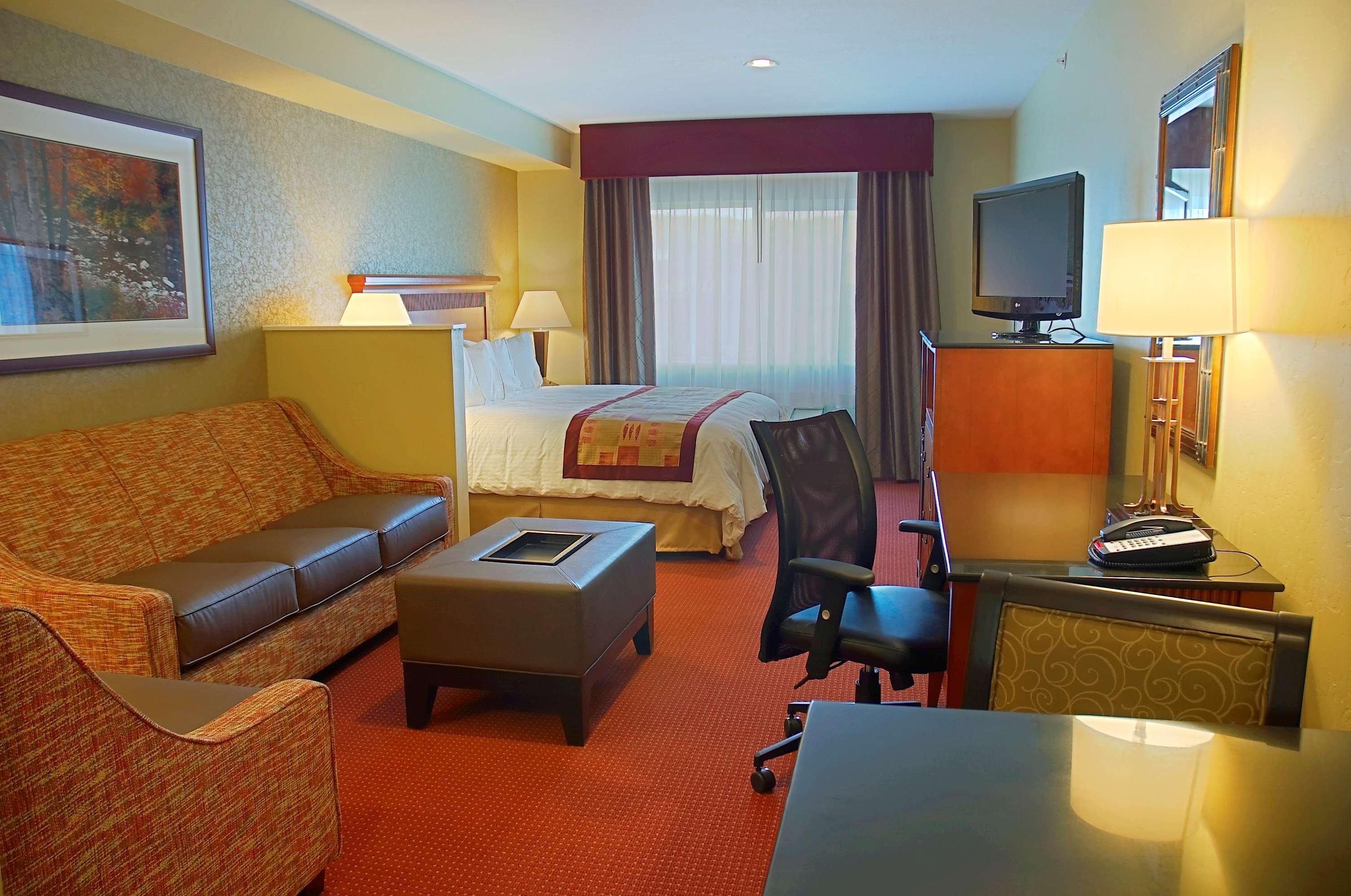 Best Western Plus Canyon Pines Ogden Exterior photo