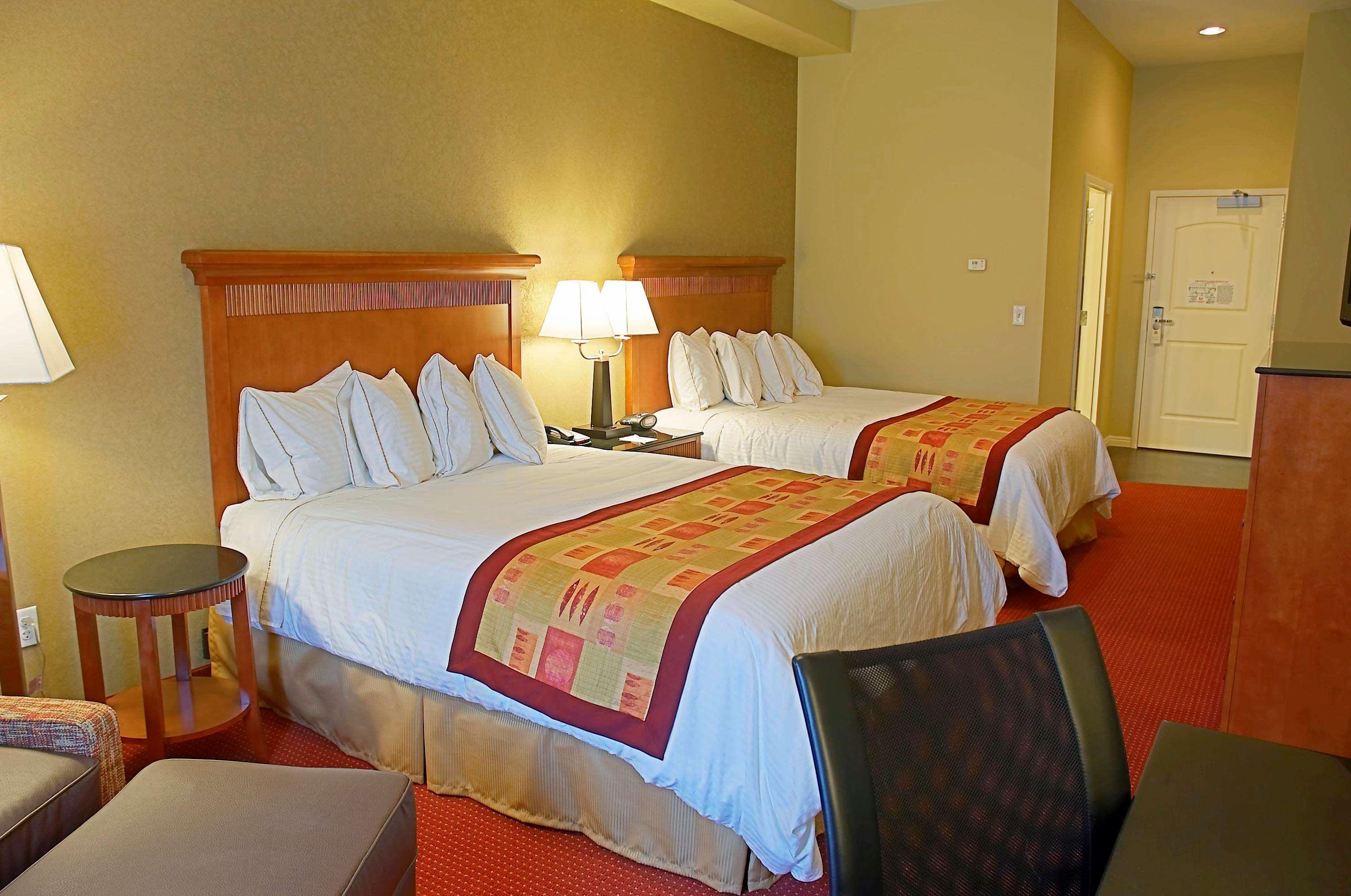 Best Western Plus Canyon Pines Ogden Exterior photo