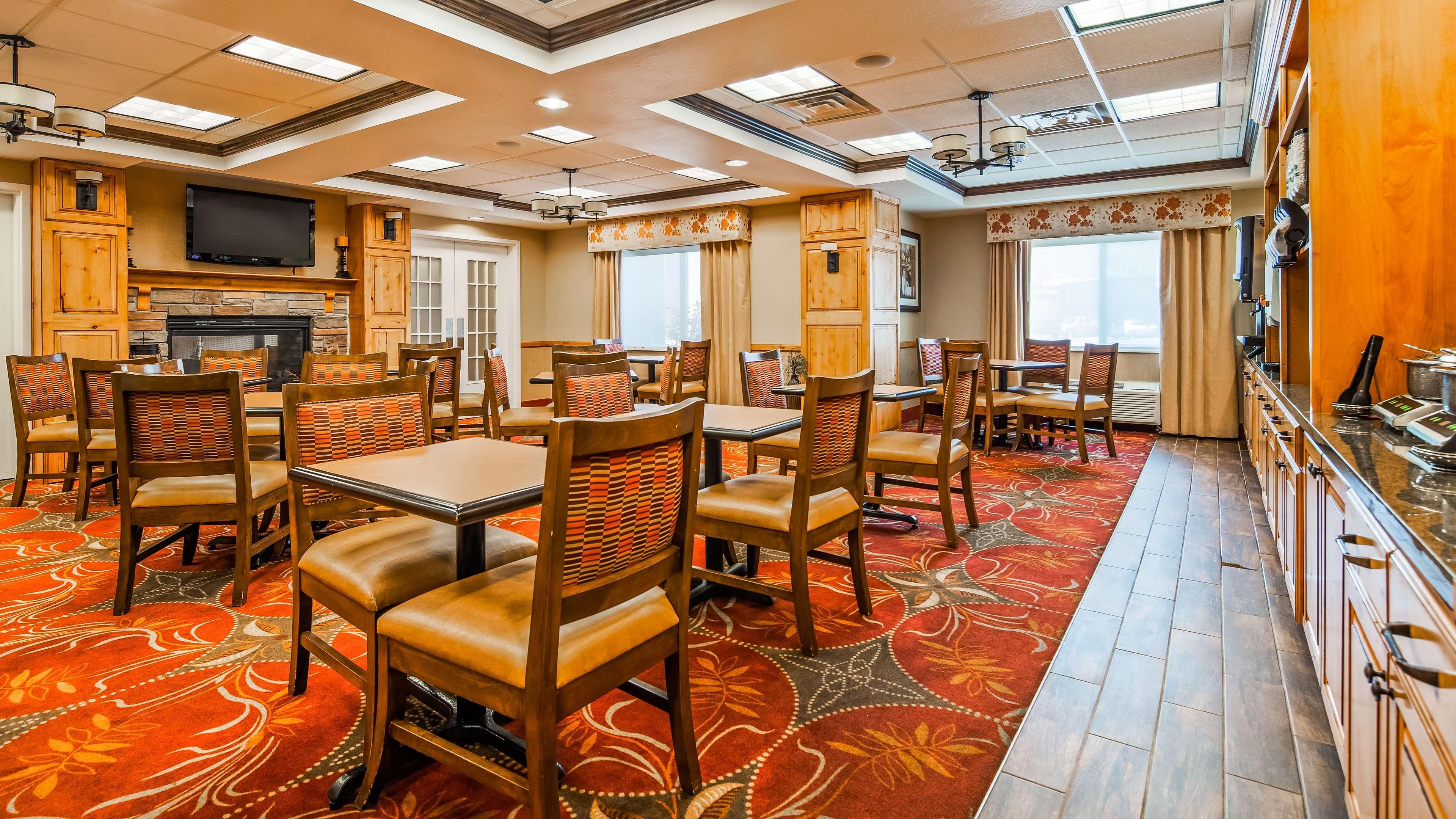 Best Western Plus Canyon Pines Ogden Exterior photo